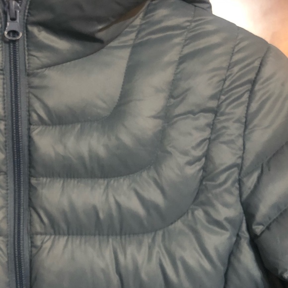 Down packable lightweight Bernardo jacket small - Picture 6 of 16